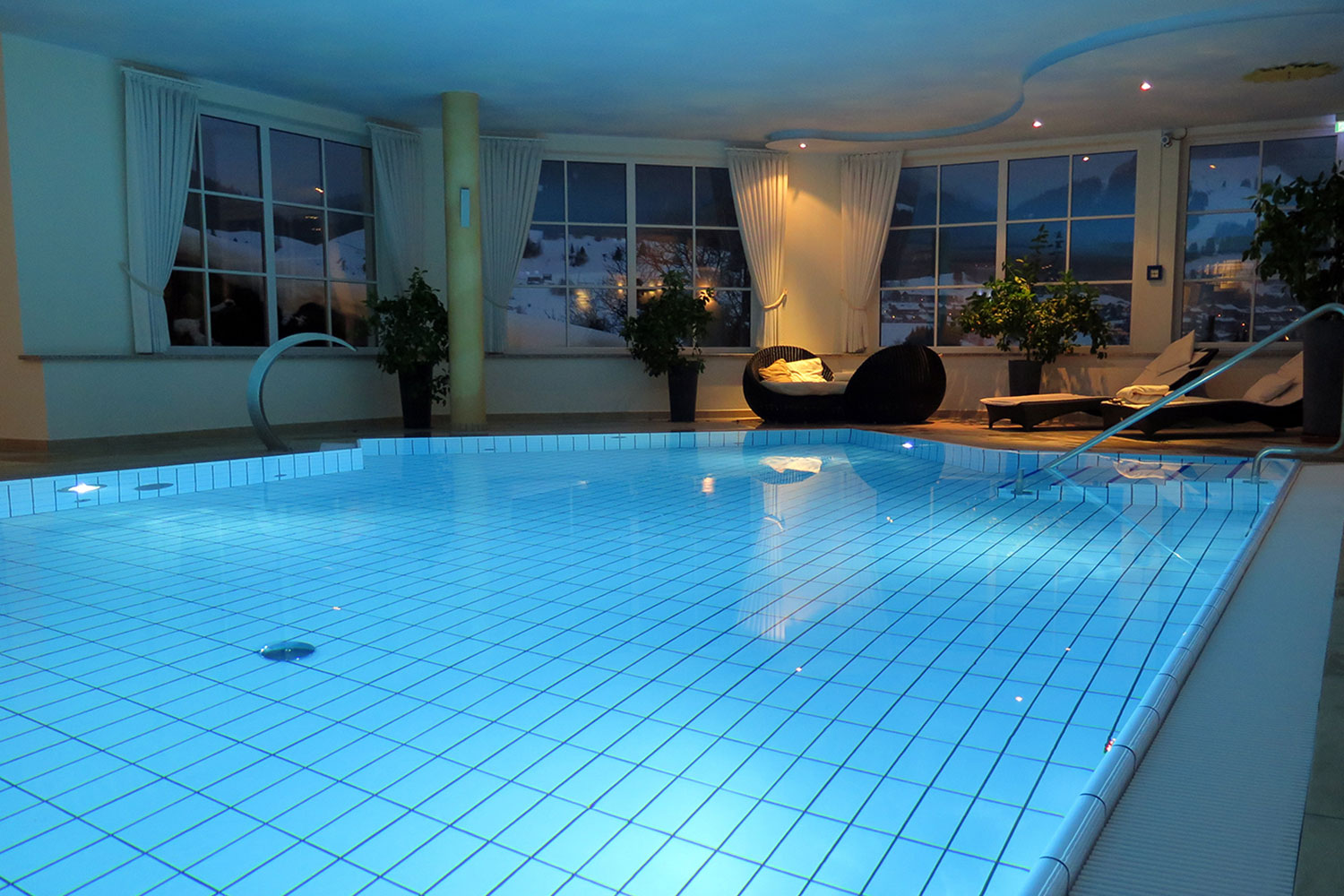 Piscine intérieure