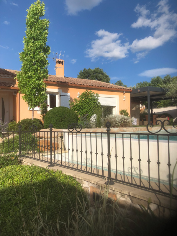 Jardin et façade